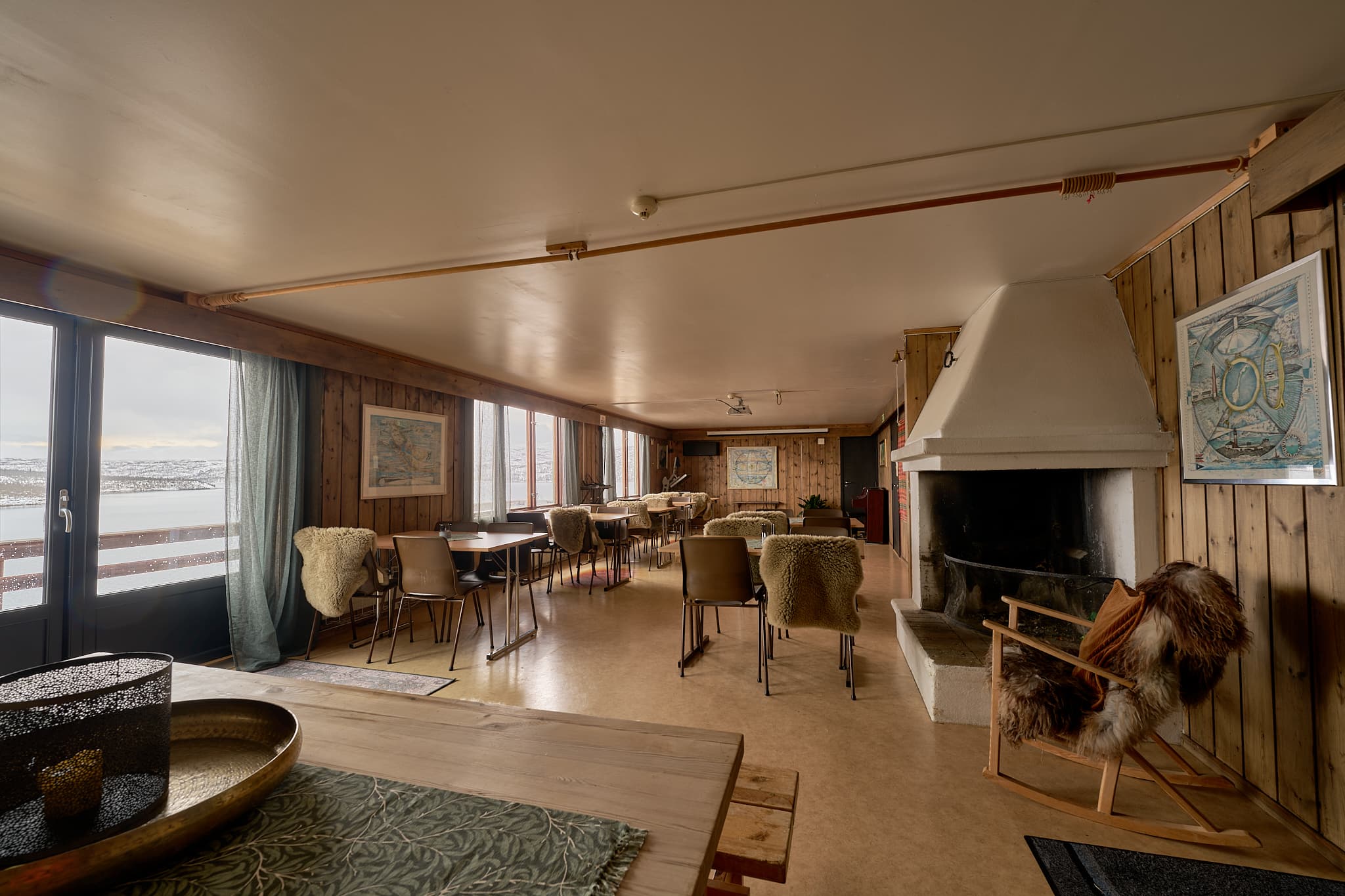 Møsstrond Tourist Cabin