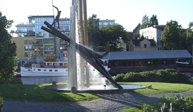 The log driver monument