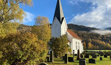 Familiegudsteneste i Flatdal kyrkje