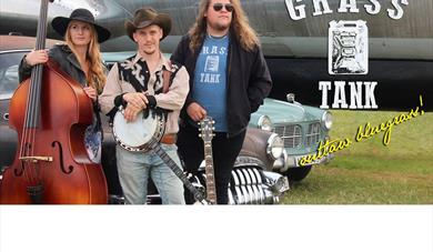 Konsert med "Grass Tank"