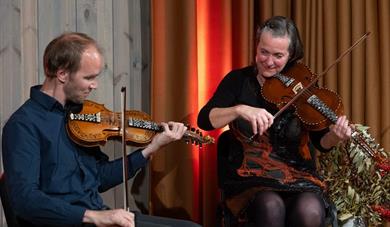 Konsert med Ottar Kåsa og Nora Taksdal - «HILDUR»