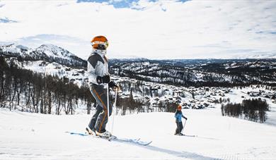 people on the alpine slope at Rauland ski centre