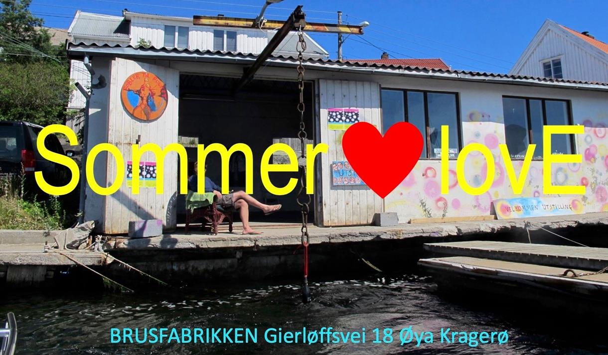 The old brick house, located on Øya ,was in its time a soda factory and is now used as an artgallery in summer.