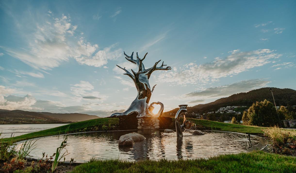the art installation "TREE" at Notodden