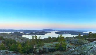 Hiking to Hegrefjell