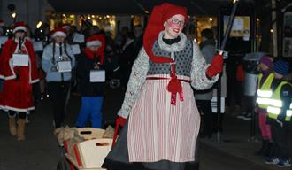 Nissetog og julestemning i sentrum