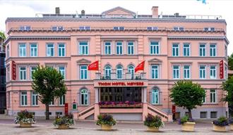 the facade of Thon Hotel Høyers
