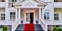 The entrance at Rjukan Admini Hotel