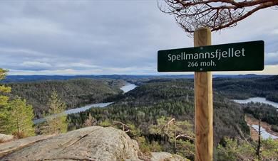 Hiking trip to Spellmannsfjellet