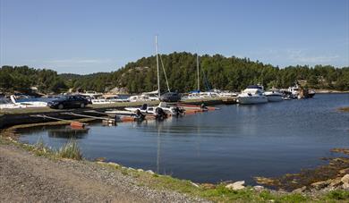 boats located at the Sjøterrassen guest harbour.